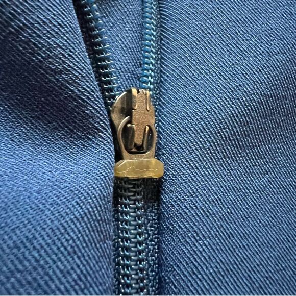 Salomon Blue Zip Up Jacket Men's size Medium - Picture 4 of 10